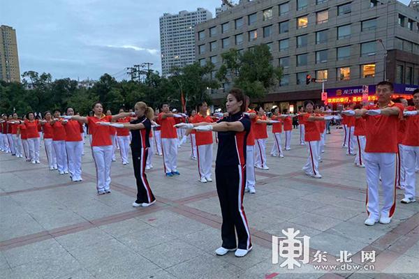 问鼎娱乐官网下载 「走龙江大地 看今昔巨变」“律动”佳木斯 舞在幸福中
