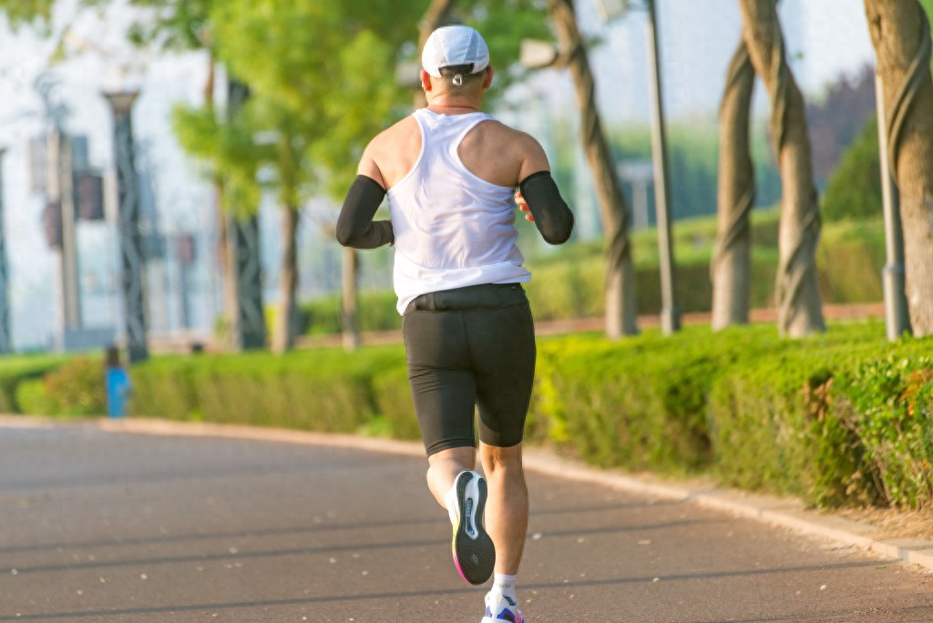 问鼎娱乐 国庆长假量身定做8天健身法，旅游还是宅家总有一款适合你