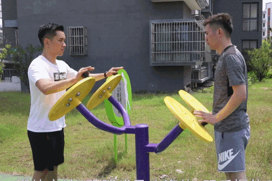 上海社区公共体育设施_健身椅使用方法_社区健身器材使用方法