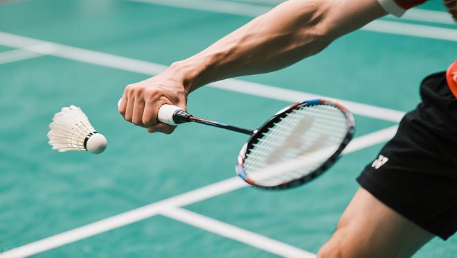 燃脂运动排行榜_减肥的健身操_深蹲燃脂效果