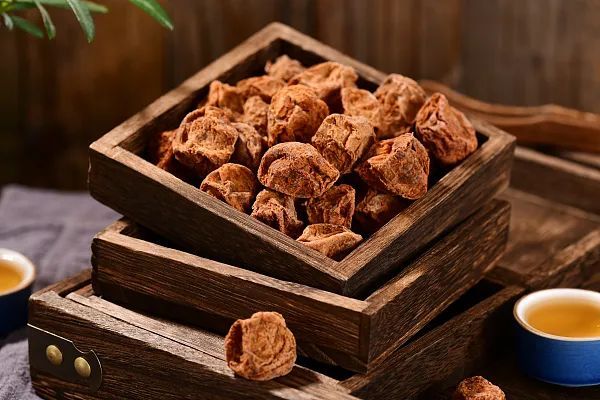 过量食盐危害_高血压与高盐饮食_高血压那些食品可以吃