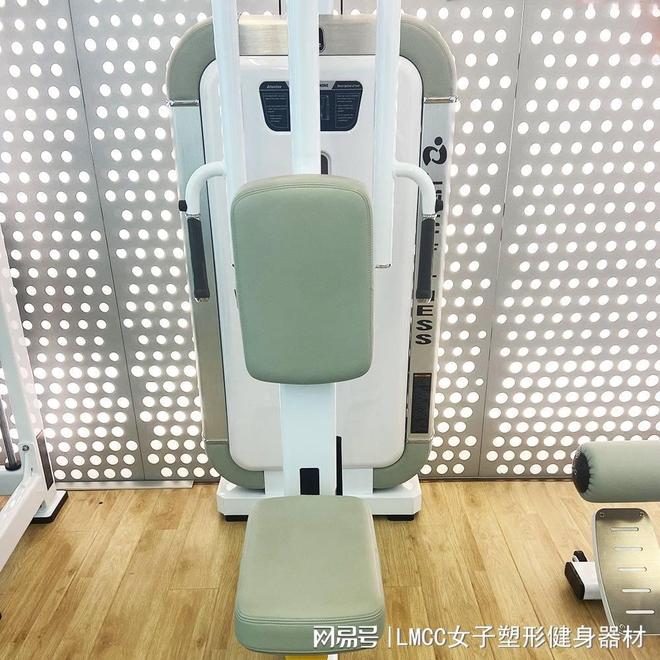 多功能胸背训练器怎么卖_综合训练器价格_多功能胸背训练器选购要点