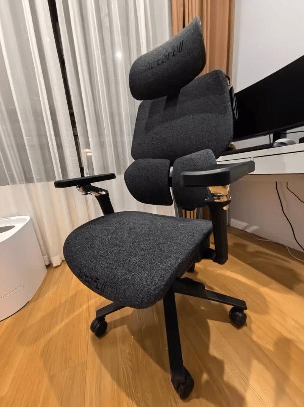 如何选择适合自己的好椅子_人体工学椅选购指南_最新上下摇晃的健身椅