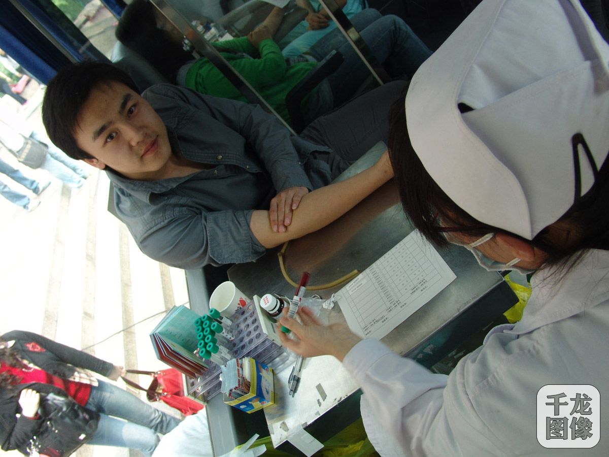 新澳门天天免费谜语解法答案 献血就变胖！你唬谁呢？