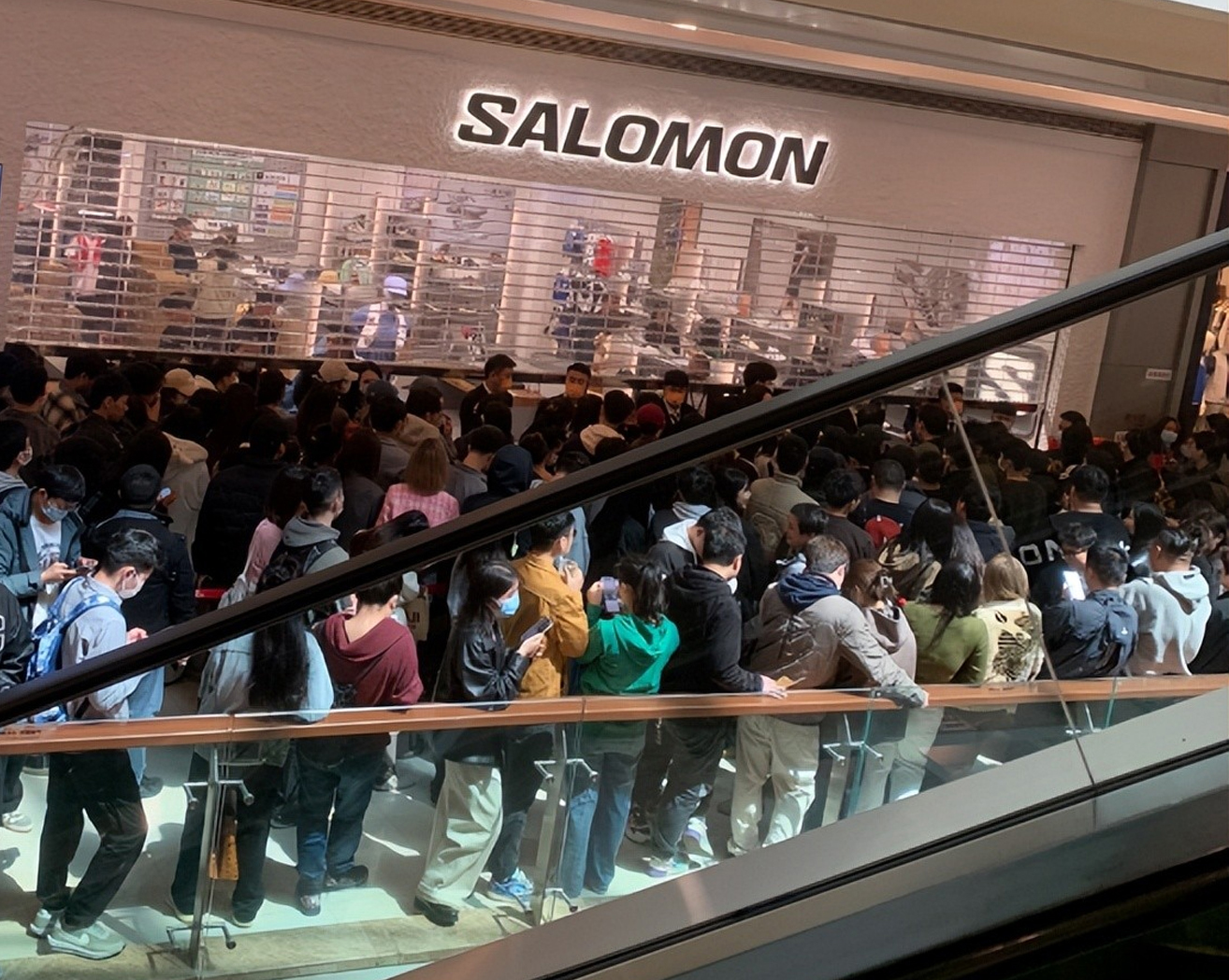 网上买跑步机什么牌子好_中产运动鞋品牌推荐_小众运动鞋选购指南