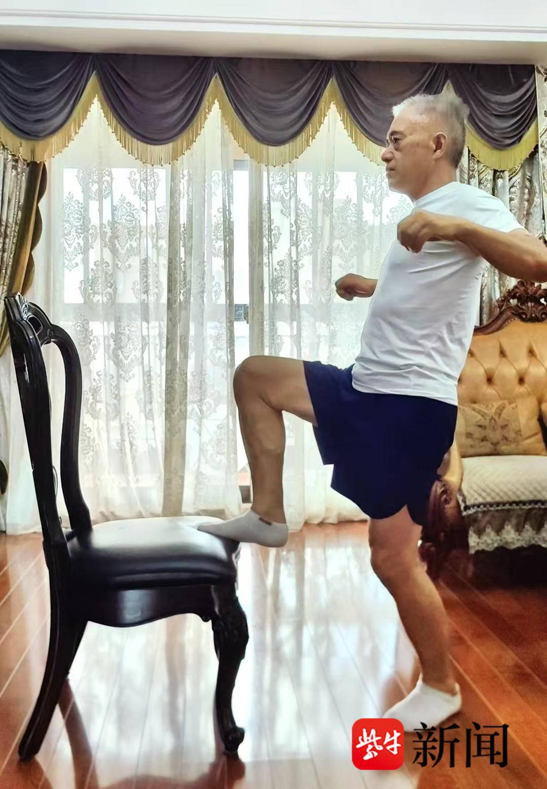 65岁老人减肥椅子操_苏州女婿陪练老丈人减肥_家庭多功能健身椅