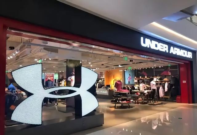 安德玛健身手套_天天打折没人抢 安德玛 库存积压