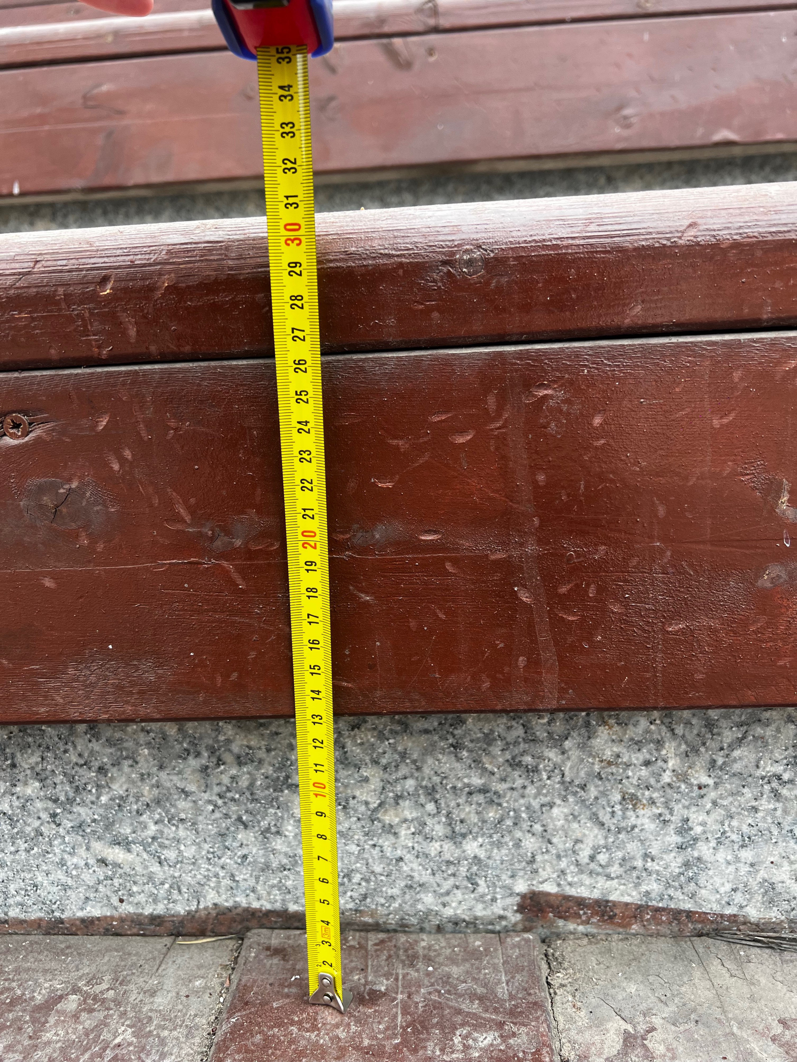 街头座椅高度差异_ablounge健身椅_老年人使用体验