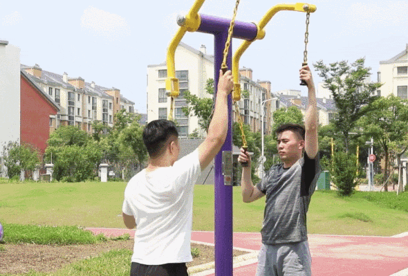社区健身器材使用方法_上海社区健身设施分布_单人站综合训练器使用