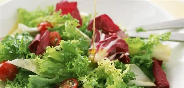 鸡蛋减肥的原理和误区_早餐水煮蛋减肥效果_早餐吃什么容易瘦下来