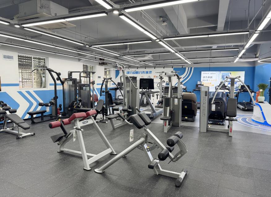 宁波跑步机专卖店排名_宁波SOLE速尔健身器材选购指南_综合训练器品牌