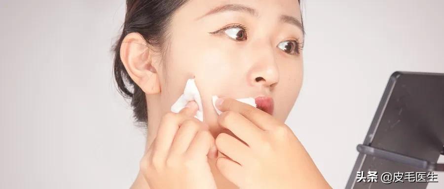 痘痘里的血要挤干净吗_哪些痘痘不能挤_不能挤痘痘的原因