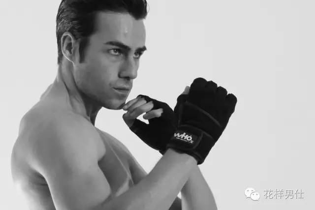 如何选择健身手套_健身手套重要性_健身手套小还是大点好