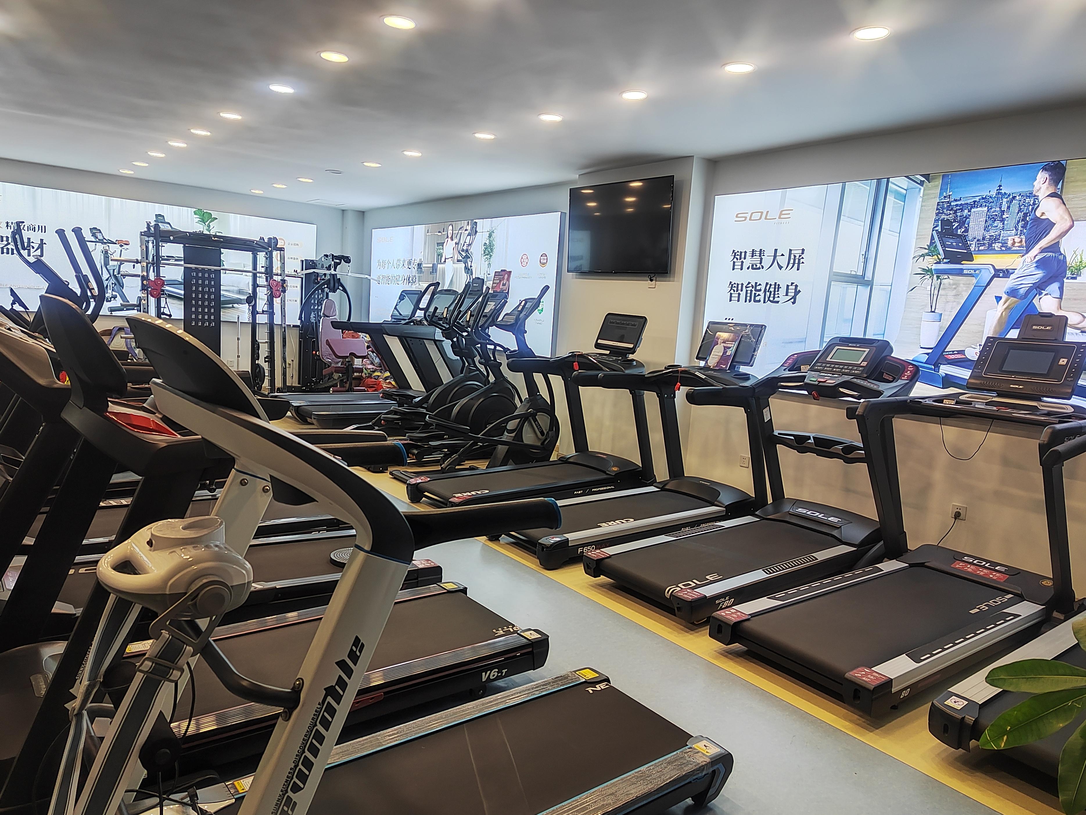 综合训练器品牌_sole跑步机选购指南_成都专业跑步机专卖店推荐