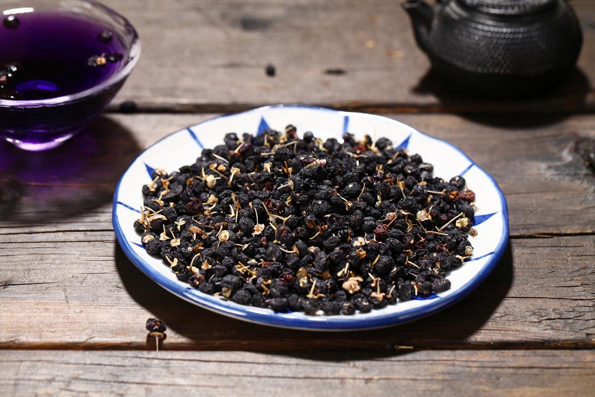 长期喝黑枸杞皮肤好得不得了_黑枸杞抗氧化功效研究_黑枸杞花青素清除自由基效果