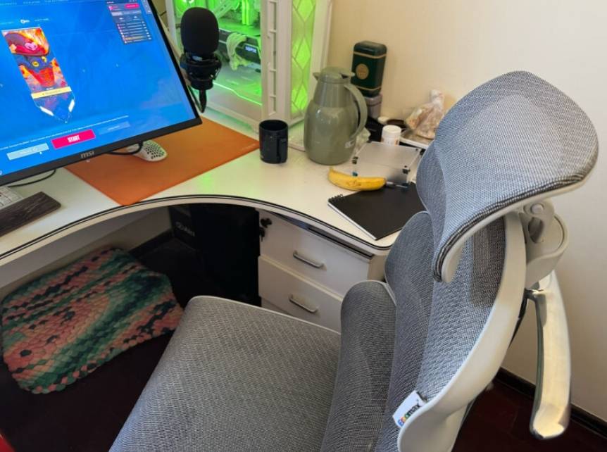 人体工学椅推荐品牌_SumLush夏草木人体工学椅评测_健身椅挑选