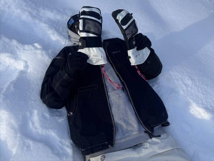 健身手套什么牌子高端_冬兵WINTER SOLDIER凯夫拉滑雪手套_抗磨耐用的滑雪手套推荐