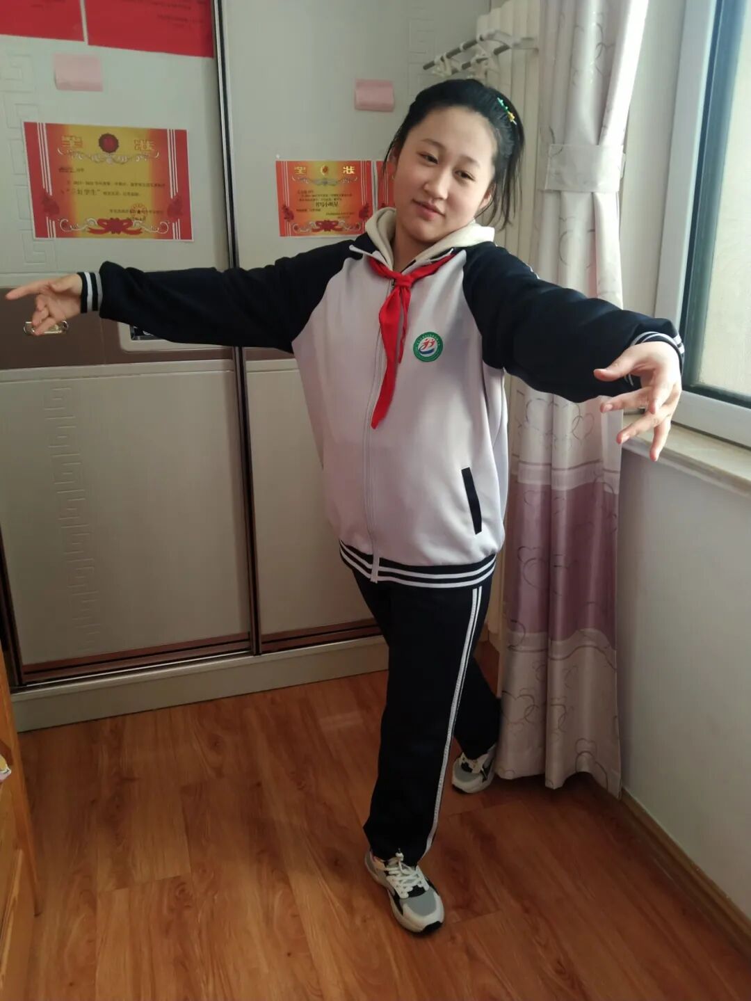 居家学习体能锻炼_运动操下载_青少年健康体能操舞