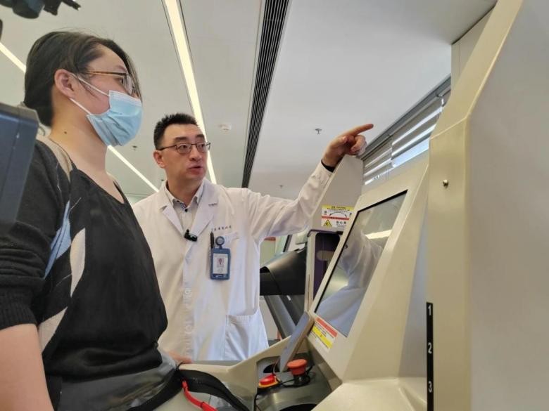 水中跑步机减肥_反重力跑台运动减肥_反重力跑步机多少钱