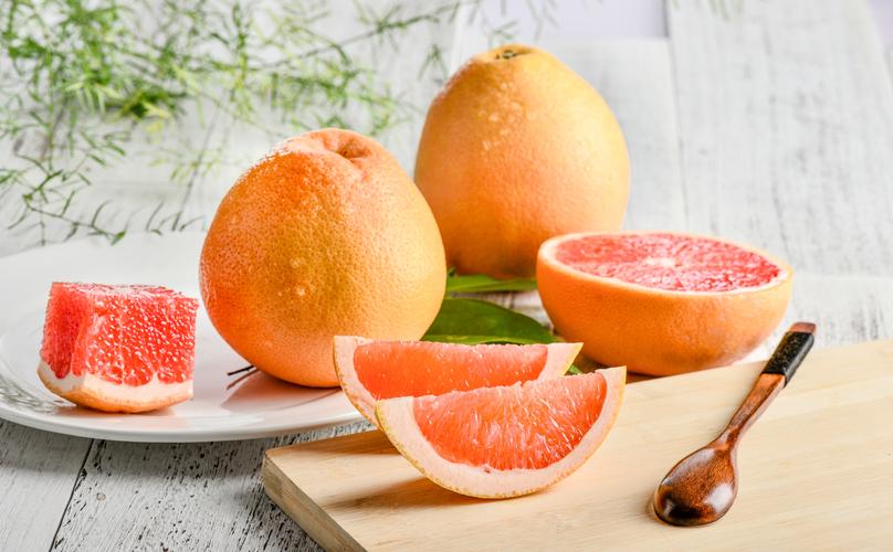 孕妇吃西柚有什么好处_柚皮素抗血栓作用_葡萄柚降压效果研究