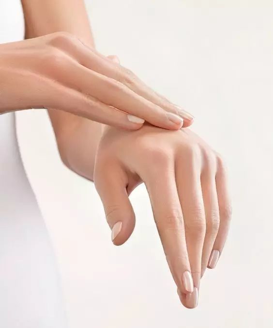 香蕉清洁去油面膜_香蕉美容面膜_香蕉皮能去皱纹吗