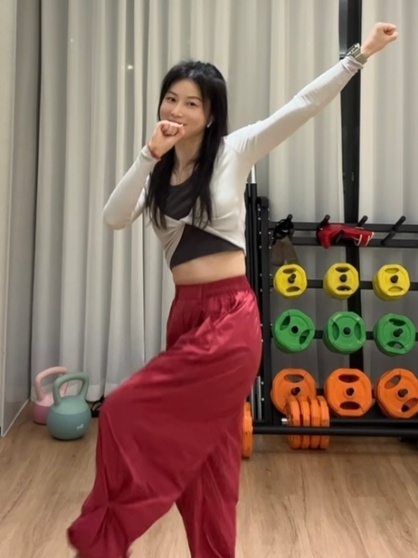 全嘉社区运动健康中心尊巴教师_酒泉瑜伽苑健身_全嘉社区运动健康中心瑜伽教师