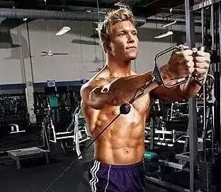 绳索夹胸 高位中位低位_孤立胸肌锻炼动作_拉力器一天做多少个