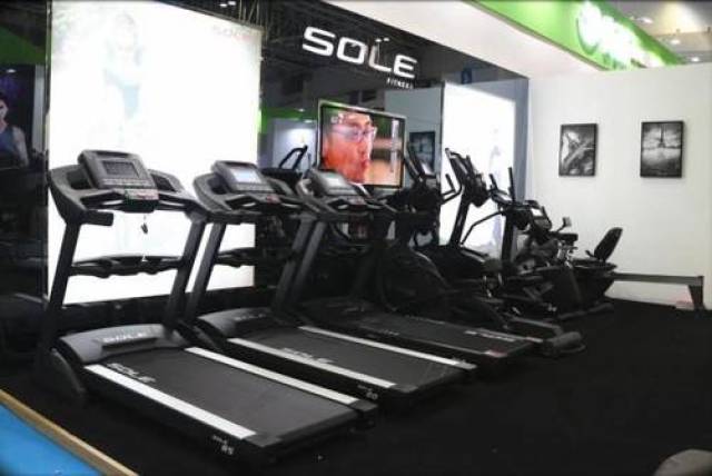 商用跑步机品牌推荐_泰诺健跑步机评测_商用跑步机什么牌子好