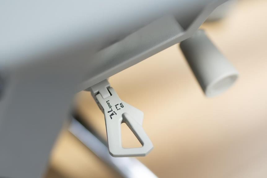 人体工学椅护腰护脊 仿生脊椎动态调节 8轴双芯漂移卸力底盘_健身椅使用方法视频