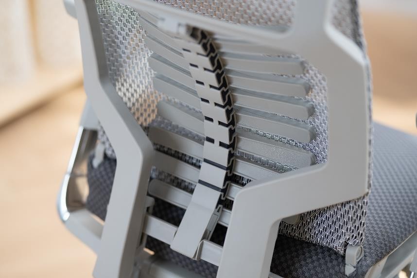 人体工学椅护腰护脊 仿生脊椎动态调节 8轴双芯漂移卸力底盘_健身椅使用方法视频