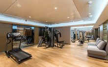 健身房练腹肌的器械_健身器械推荐_基础健身器材